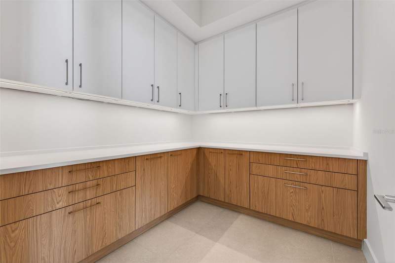 3 bedroom Condominium at 275 1st Avenue #4202, Art House, St Petersburg — photo 5