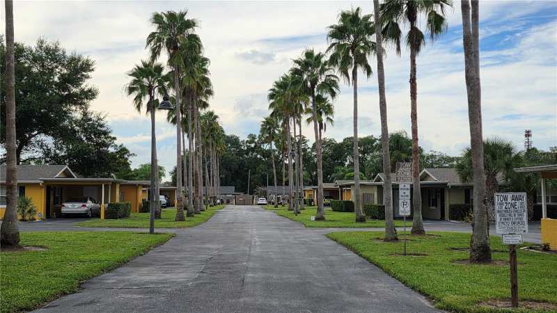 2 bedroom Villa at 3118 S Bumby Ave Avenue #B5, Coco Plum Villas Condominium, Orlando — photo 1