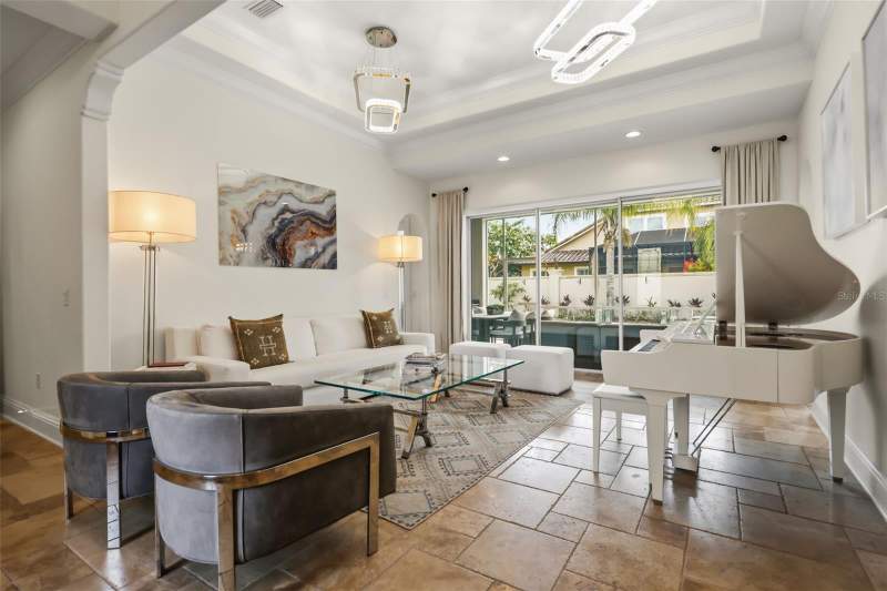 4 bedroom Single Family Residence at 12417 Montalcino Circle, Casa Del Lago-Replat, Windermere — photo 5