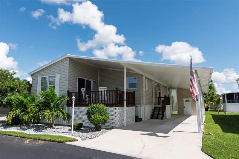 2 bedroom Manufactured Home at 24 Emden Circle, Windmill Village, Punta Gorda — photo 1