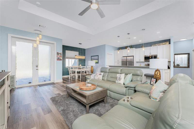 3 bedroom Single Family Residence at 23387 Cedarton Avenue, Port Charlotte Sec 013, Punta Gorda — photo 5