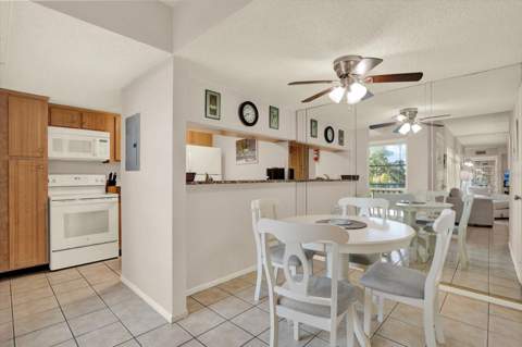 169 Medallion Boulevard #E, Madeira Beach FL - photo 8 of 43
