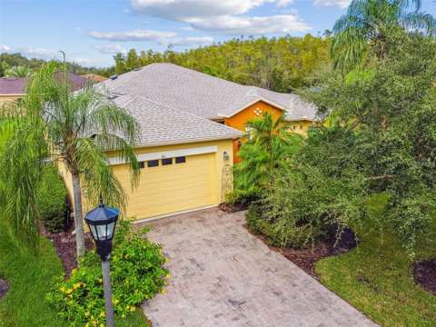861 Bella Viana Road, home for sale in Kissimmee 34759