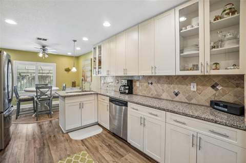 971 Cortland Way, Palm Harbor FL - photo 12 of 31