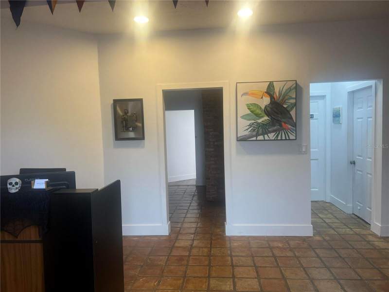 4 bedroom Single Family Residence at 856 2nd Avenue, Lake Side Sub, St Petersburg — photo 3