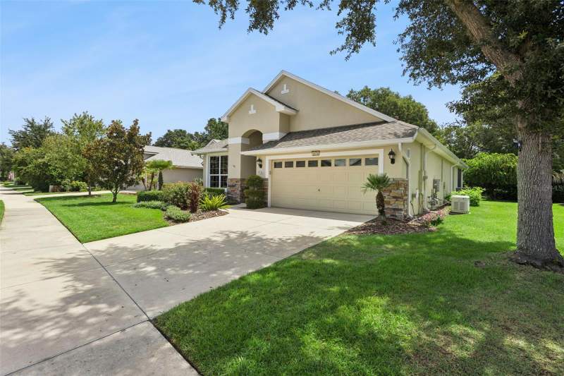 3 bedroom Single Family Residence at 8270 Bridgeport Bay Circle, Mount Dora Lakes Of Mount Dora Ph 02, Mount Dora — photo 4