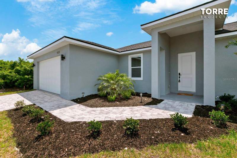 4 bedroom Single Family Residence at 14024 Wenzel Avenue, Port Charlotte Sec 058, Port Charlotte — photo 5
