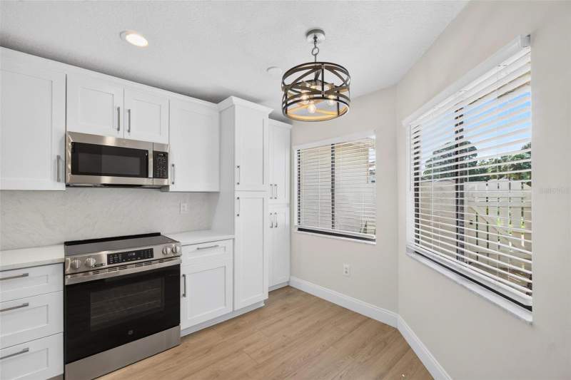 2 bedroom Villa at 456 Lakeview Drive #5, Townhomes Of Westlake, Palm Harbor — photo 5