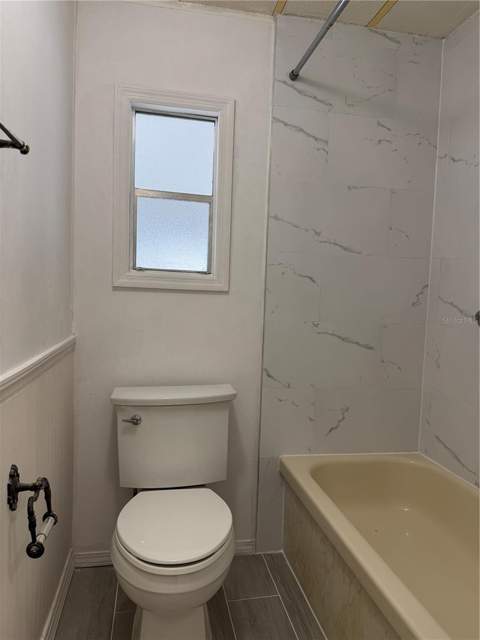 925 Beechwood Avenue, Lady Lake FL - photo 10 of 26