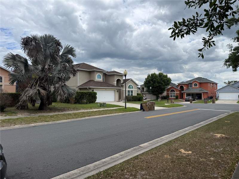 5 bedroom Single Family Residence at 8128 YELLOW CRANE DRIVE, OAK ISLAND COVE, KISSIMMEE — photo 2