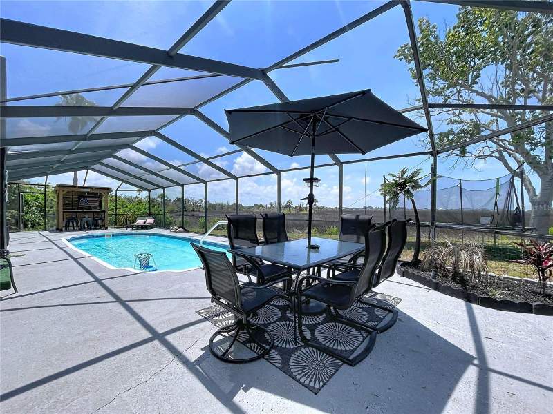 3 bedroom Single Family Residence at 6950 Southwind Drive, Sea Pines Sub, Hudson — photo 2