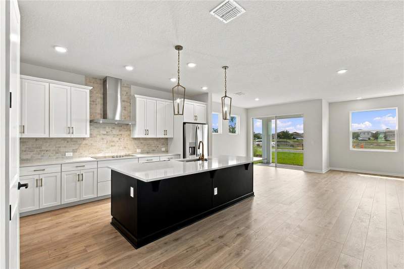 4 bedroom Single Family Residence at 5129 Chattahoochee Bend, Lakeside At Satilla, St Cloud — photo 4