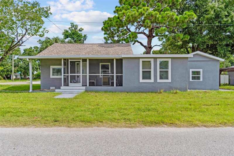 3 bedroom Single Family Residence at 6426 S Himes Avenue, Crescent Park, Tampa — photo 1