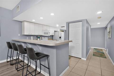 9500 Fiddlers Green Circle #101, Rotonda West FL - photo 10 of 57