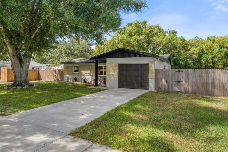 3 bedroom Single Family Residence at 14756 Mockingbird Lane, Twin Lakes Manor, Clearwater — photo 3