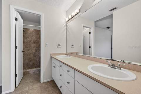 4843 Napoli Court, St Petersburg FL - photo 18 of 27