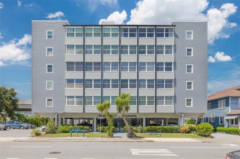 Suncoast Towers Apartments Co-Op