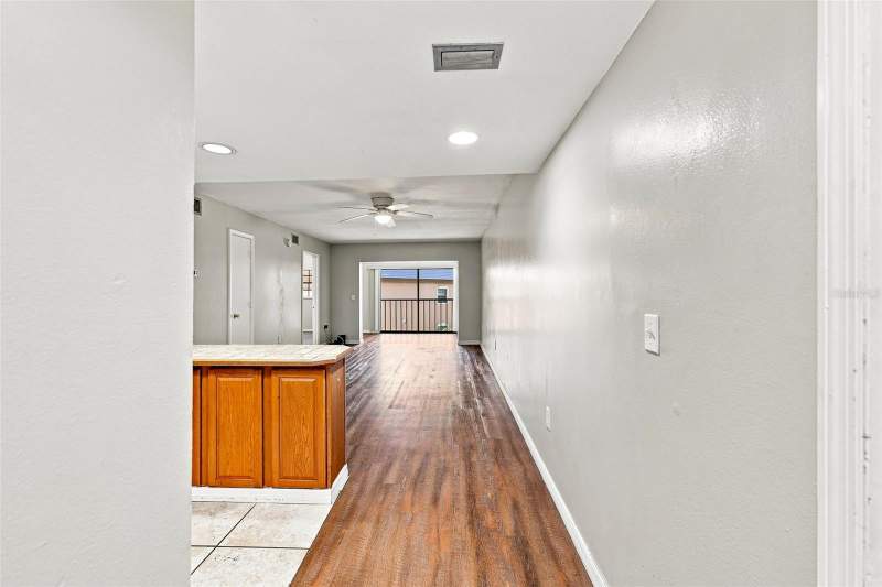 2 bedroom Condominium at 12900 Vonn Road #B201, Labelle Condo, Largo — photo 3