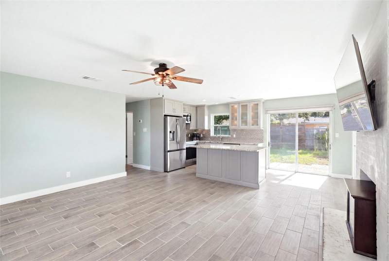 3 bedroom Single Family Residence at 8765 55th Way, Greendale Estates, Pinellas Park — photo 2