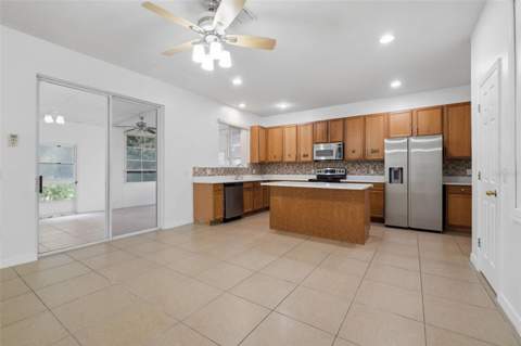2830 Paynes Prairie Circle, Kissimmee FL - photo 11 of 42
