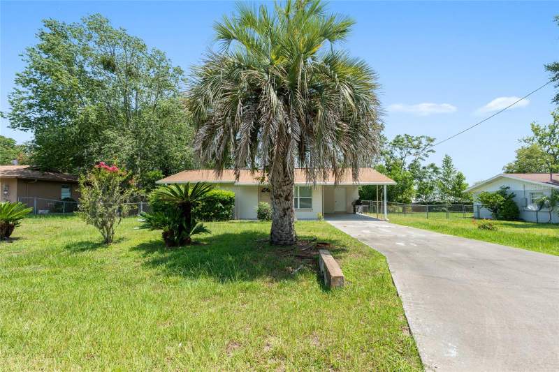 2 bedroom Single Family Residence at 21545 SW Honeysuckle Street, Rainbow Lakes Estate, Dunnellon — photo 4