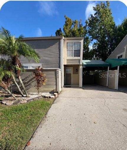 2 bedroom Townhouse at 6925 Lake Place Court, Lake Place A Condo, Tampa — photo 1