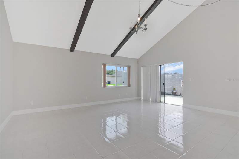 3 bedroom Townhouse at 2655 Barksdale Court, Winding Wood Condo, Clearwater — photo 3