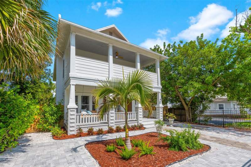 4 bedroom Single Family Residence at 1423 Dr Martin Luther King Jr Street, Intermont G L Hunts Div, St Petersburg — photo 2