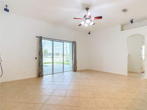 220 Ronja Lane, Valrico FL - photo 15 of 95