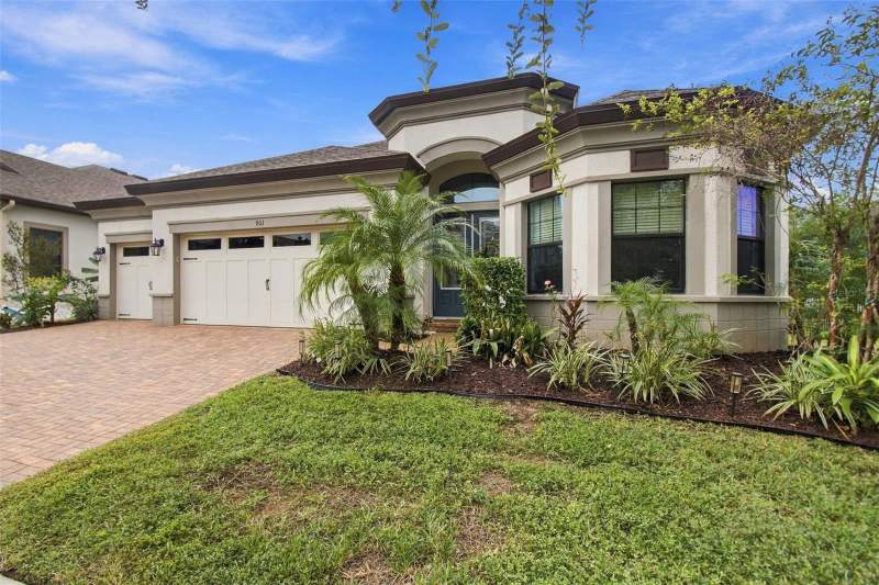 4 bedroom Single Family Residence at 901 Grand Cresta Avenue, La Collina Ph 3, Brandon — photo 3