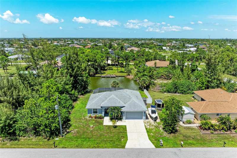3 bedroom Single Family Residence at 15040 Lyneburg Avenue, Port Charlotte Sec 082, Port Charlotte — photo 1