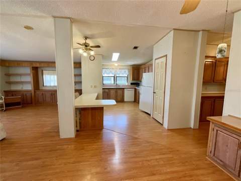 35935 Tanda Circle, Zephyrhills FL - photo 12 of 36