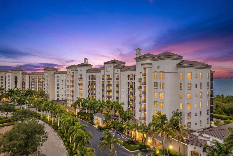 3 bedroom Condominium at 3329 Sunset Key Circle #204, Grande Isle Towers III & IV, Punta Gorda — photo 2