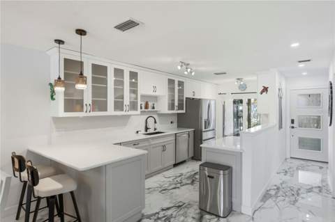 573 Boca Ciega Point Boulevard, St Petersburg FL - photo 12 of 72
