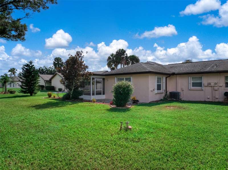 2 bedroom Half Duplex at 37 Jasmine Street, Venetian Village, Lake Placid — photo 5