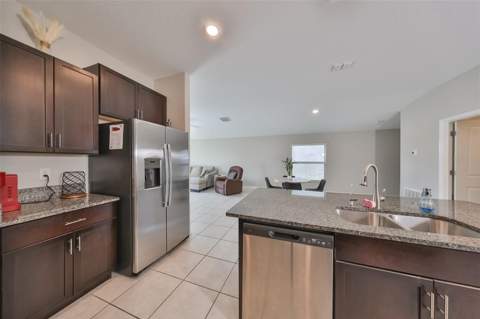 9316 Channing Hill Drive, Ruskin FL - photo 10 of 43