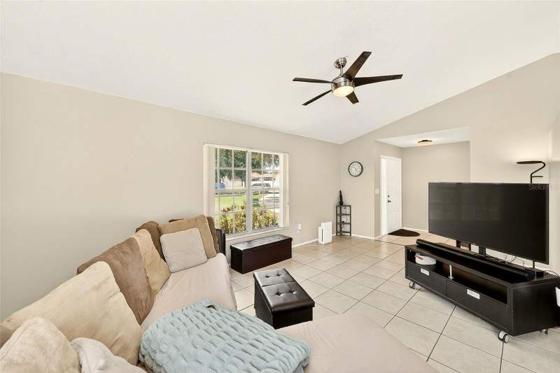 3 bedroom Single Family Residence at 1400 Club Drive, Beckett Bay, Tarpon Springs — photo 4