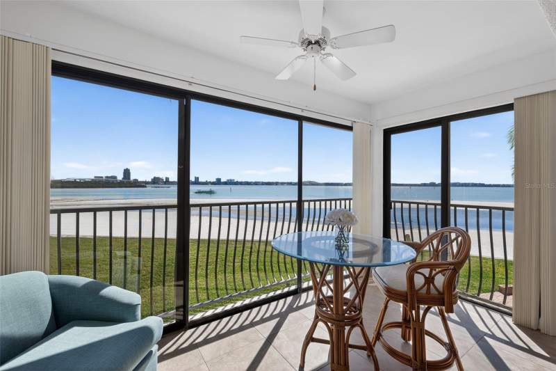 2 bedroom Condominium at 865 S Gulfview Boulevard #207, Clearwater Point 2, Clearwater Beach — photo 5