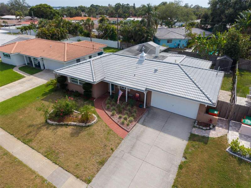3 bedroom Single Family Residence at 5676 WILLIAMS BOULEVARD, WILLIAMSDALE SQUARE 3RD ADD, SEMINOLE — photo 2