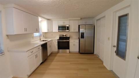 2109 Shannon Drive, Holiday FL - photo 9 of 25