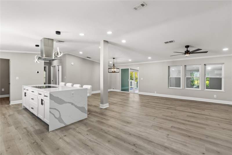 3 bedroom Single Family Residence at 19413 OBERLY PARKWAY, CAPE ORLANDO ESTATES, ORLANDO — photo 4