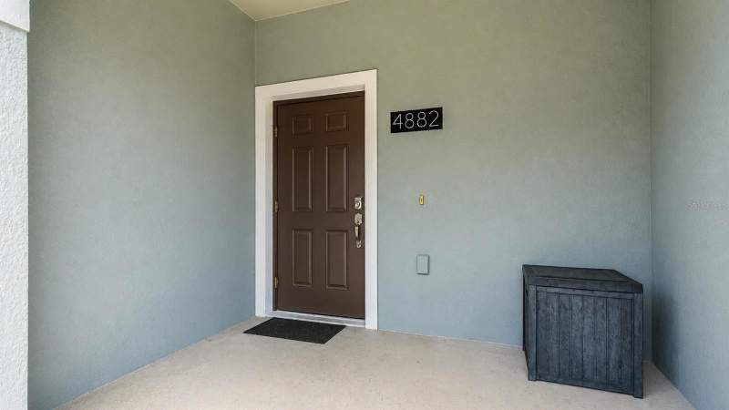5 bedroom Townhouse at 4882 Clock Tower Drive, Storey Lake Ph 1B-2A, Kissimmee — photo 3