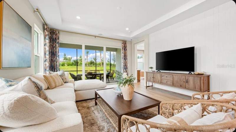 2 bedroom Villa at 13352 Santini Circle, Esplanade At Wellen Park, Englewood — photo 3