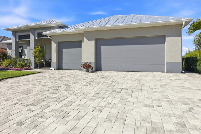 5 bedroom Single Family Residence at 1616 N Old Burnt Store Road, Cape Coral, Cape Coral — photo 5
