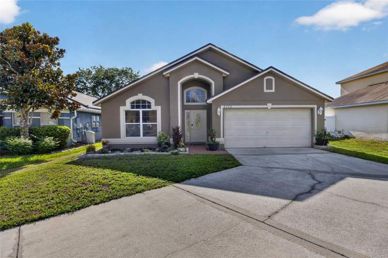 Vista Lakes Village N 2 Amhurst
