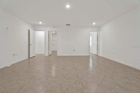 4521 Casablanca Avenue, Kissimmee FL - photo 24 of 59