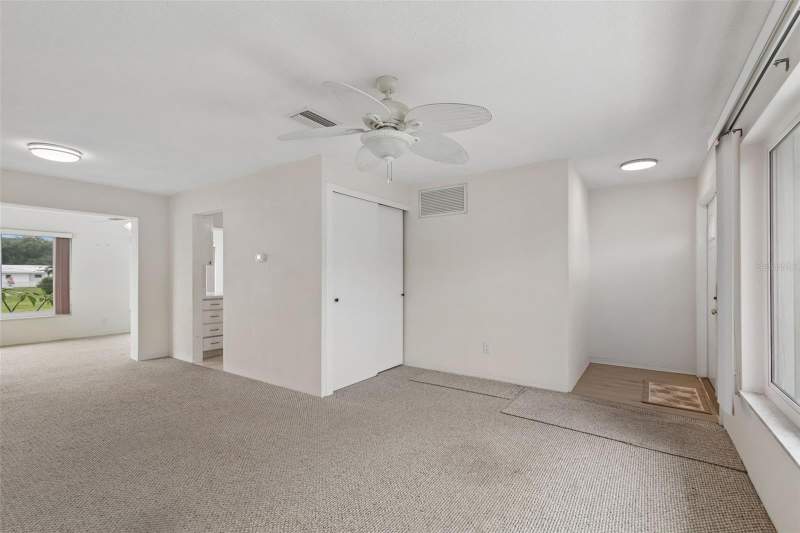 2 bedroom Single Family Residence at 14142 90th Avenue, Tamarac By The Gulf 1st Add, Seminole — photo 5