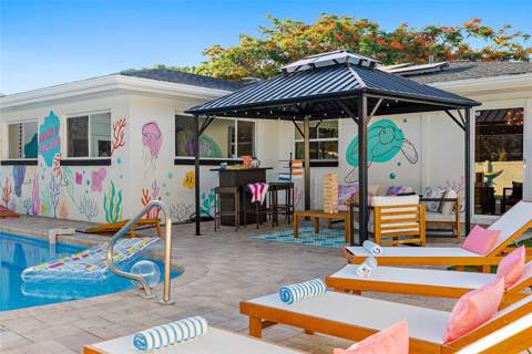 1825 Kendall Drive, Clearwater FL - photo 6 of 33