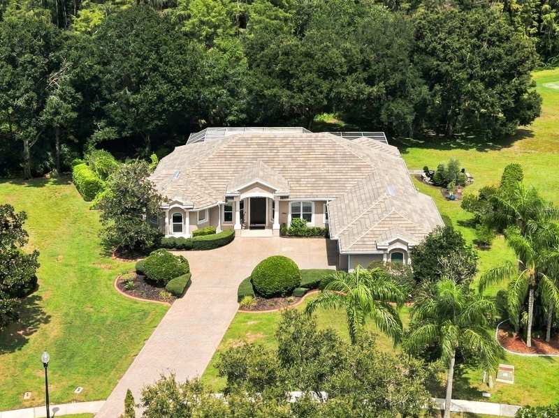4 bedroom Single Family Residence at 321 Tall Oak Trail, Crescent Oaks Country Club Regency Ph 3, Tarpon Springs — photo 1