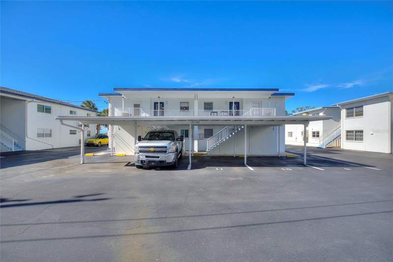 2 bedroom Condominium at 4300 37th Street #4, Maximo Harbour Condo, St Petersburg — photo 5